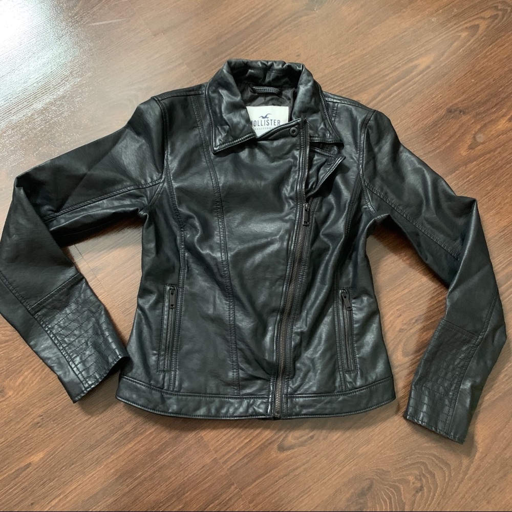 Hollister jacket